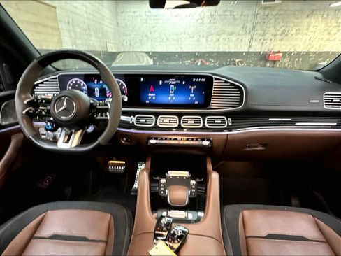 Used 2024 Mercedes-Benz GLE 53 AMG 4MATIC image 17