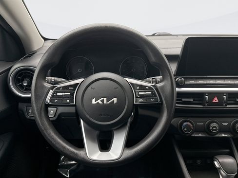 Used 2023 Kia Forte LXS image 12