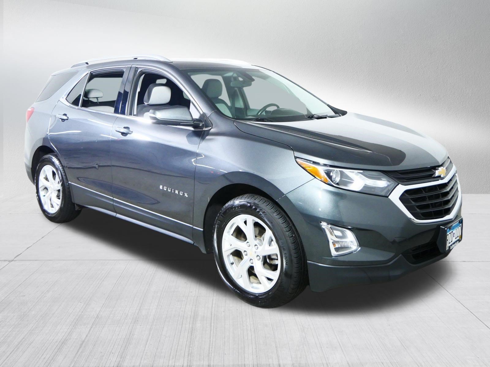 Used 2018 Chevrolet Equinox LT w/ LPO, Floor Liner Package AWD/4WD image 1