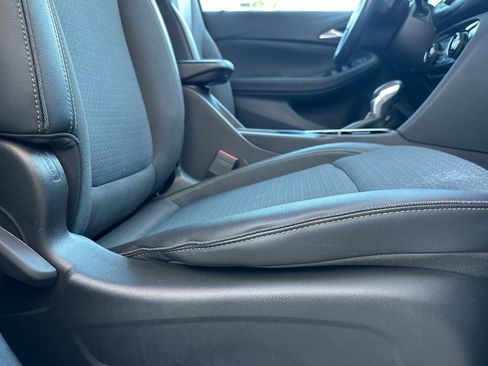 Used 2023 Buick Encore GX Select w/ Sport Touring Package image 23