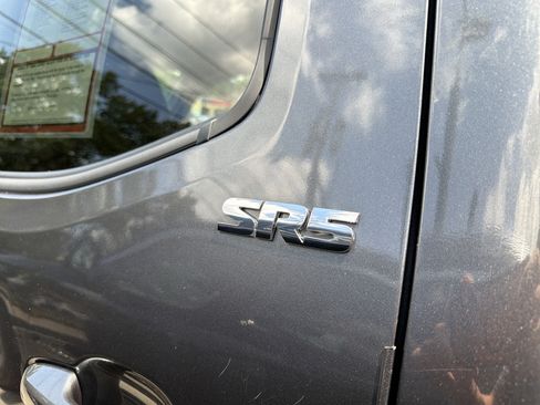 Used 2019 Toyota Tacoma SR5 AWD/4WD image 9