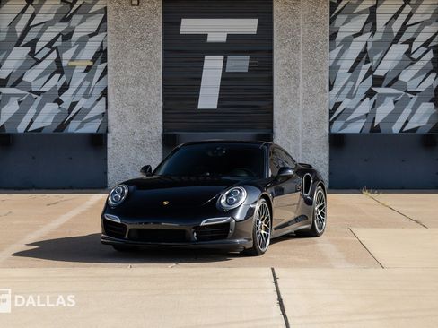 Used 2015 Porsche 911 Turbo S AWD/4WD image 5