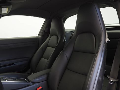 Certified 2019 Porsche 911 Targa 4S AWD/4WD image 14