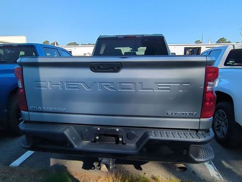 Used 2024 Chevrolet Silverado 2500 Custom w/ Custom Value Package AWD/4WD image 7