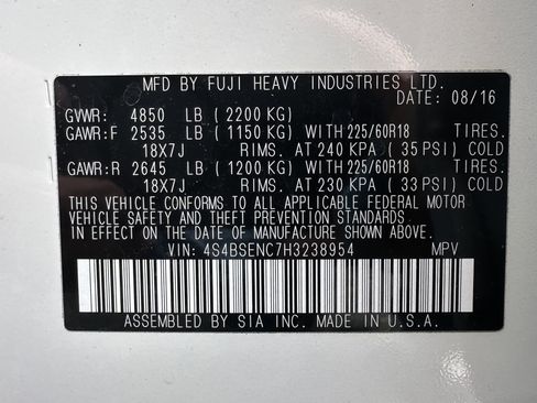 Used 2017 Subaru Outback 3.6R Limited image 23