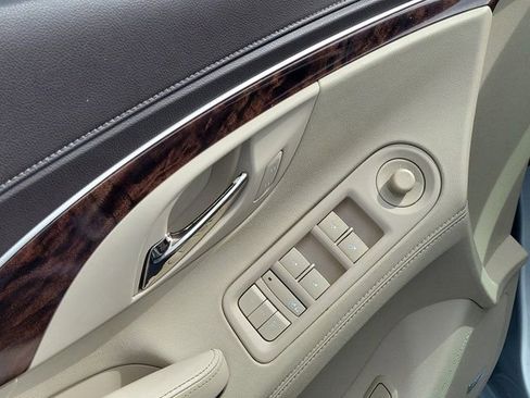 Used 2014 Buick LaCrosse Premium w/ Driver Confidence Package FWD image 17