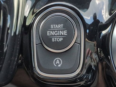 New 2026 Mercedes-Benz GLA 250 image 28