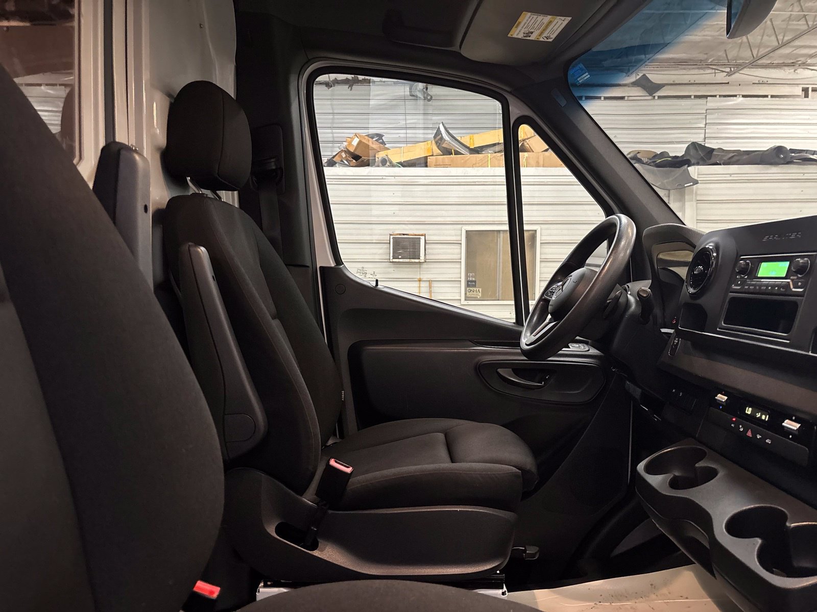 Used 2019 Mercedes-Benz Sprinter 4x4 144 image 25