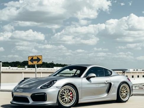 Used 2016 Porsche Cayman GT4 RWD image 40