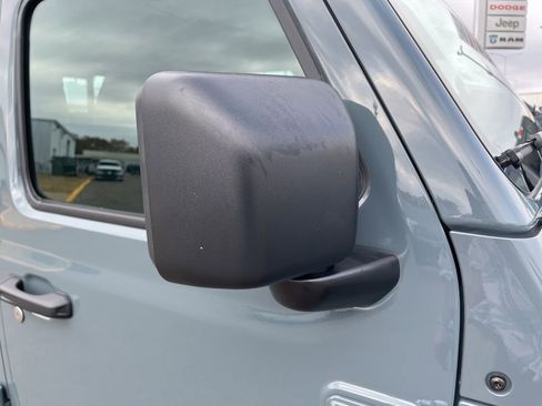 New 2026 Jeep Gladiator Sport image 42