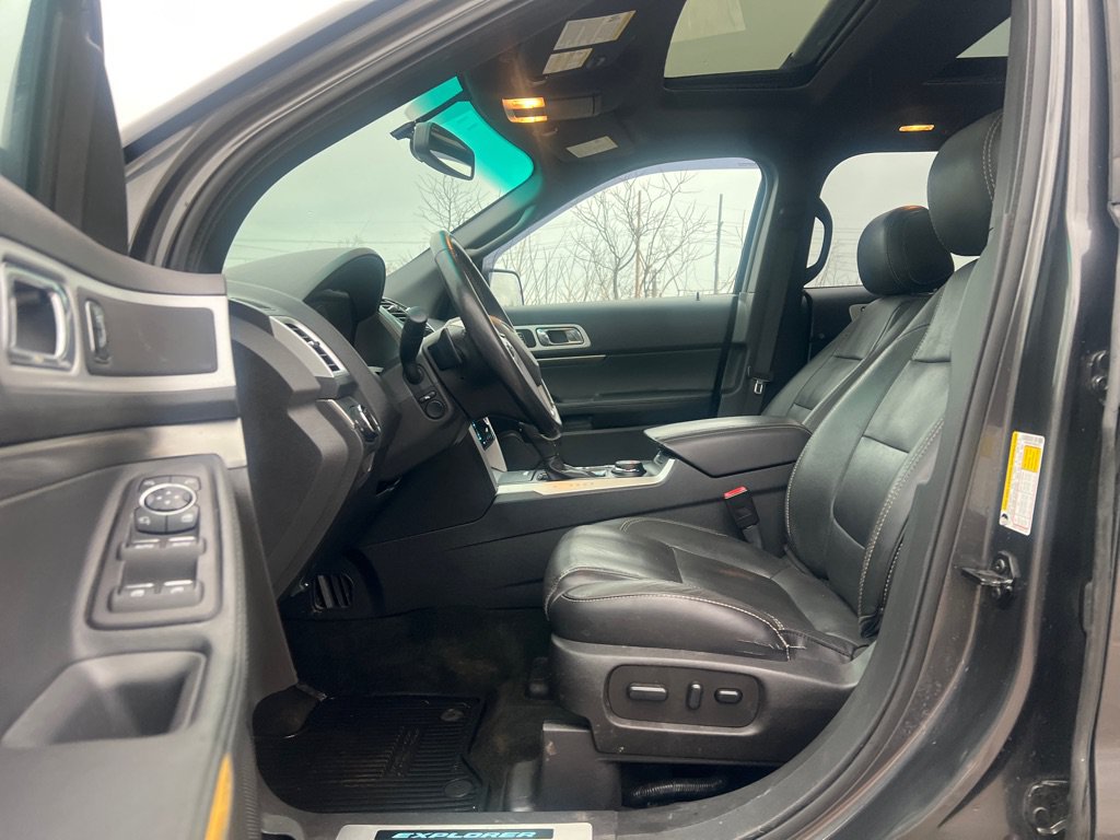 Used 2015 Ford Explorer Sport w/ Equipment Group 401A AWD/4WD image 10