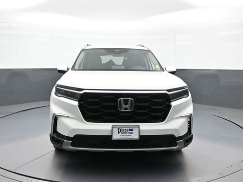Certified 2023 Honda Pilot Elite image 2