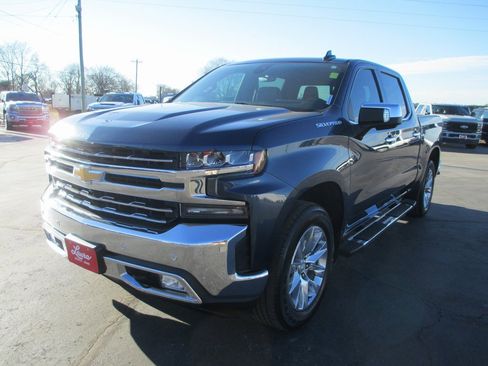 Used 2019 Chevrolet Silverado 1500 LTZ w/ LTZ Plus Package image 11