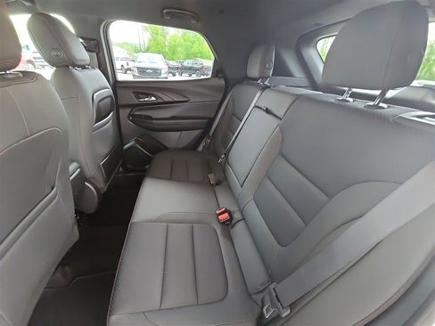 Used 2023 Chevrolet TrailBlazer RS w/ Convenience Package AWD/4WD image 23