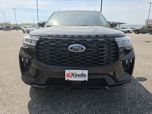 New 2026 Ford Explorer ST-Line AWD/4WD image 2