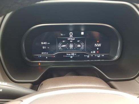 Used 2023 GMC Yukon SLT image 24