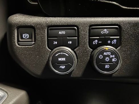 Used 2022 Chevrolet Silverado 1500 RST w/ LPO, Dark Essentials Package image 35