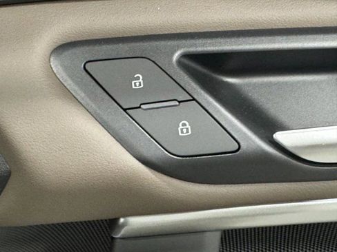 New 2025 Audi Q5 Premium AWD/4WD image 22