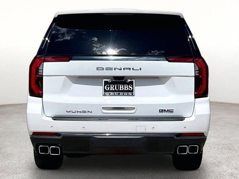 Used 2026 GMC Yukon XL Denali Ultimate w/ LPO, Floor Liner Package AWD/4WD image 5