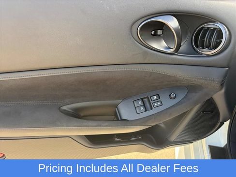Certified 2025 Nissan Z Performance w/ Floor Mat Package RWD image 22