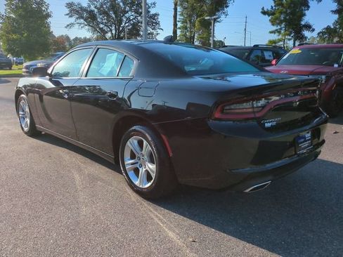 Used 2023 Dodge Charger SXT RWD image 6
