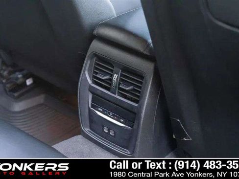 Used 2022 BMW M3 Competition w/ M Carbon Exterior Package image 54