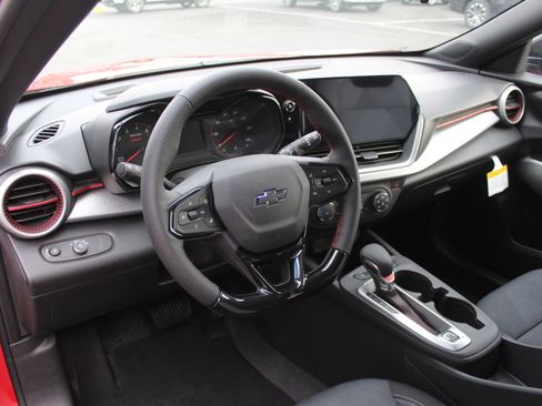 New 2026 Chevrolet Trax RS w/ Driver Confidence Package image 10