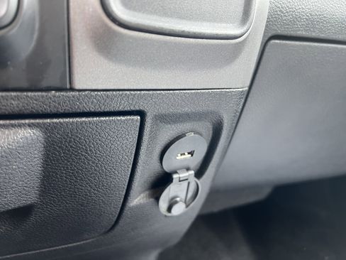 Used 2014 RAM 1500 Express image 24