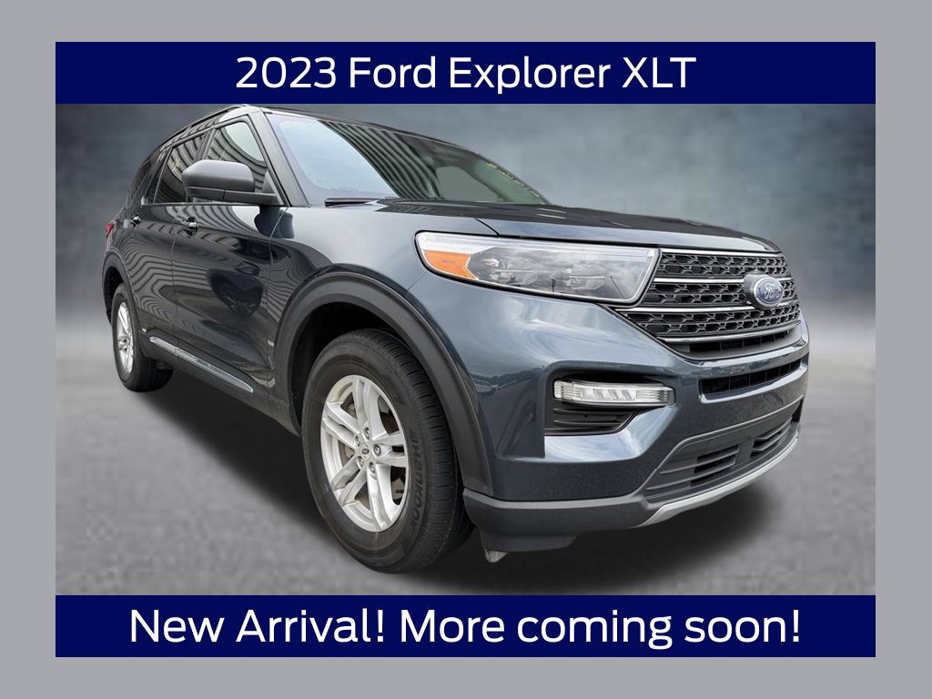 Used 2023 Ford Explorer XLT w/ Equipment Group 202A AWD/4WD image 1