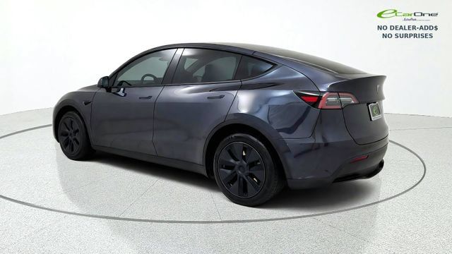 Used 2025 Tesla Model Y Long Range RWD image 6