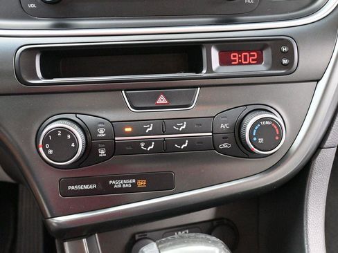 Used 2015 Kia Optima LX w/ LX Convenience Plus Package FWD image 24