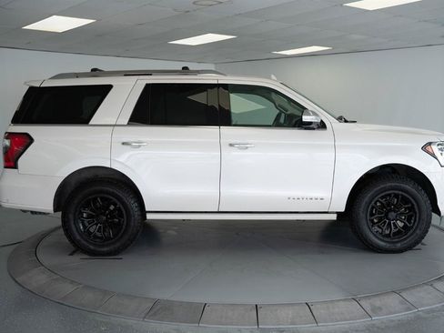 Used 2019 Ford Expedition Platinum AWD/4WD image 8