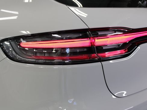 New 2026 Porsche Macan Turbo image 16