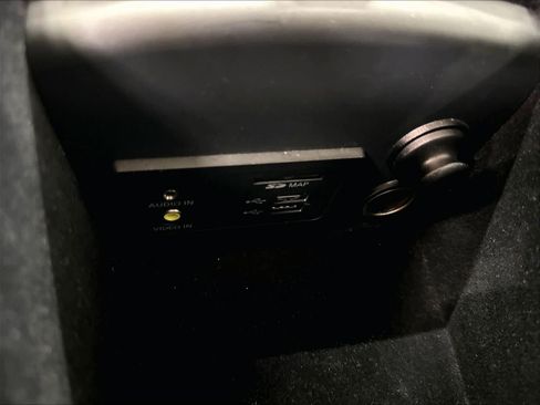 Used 2015 INFINITI Q50 Premium w/ Navigation Package RWD image 33