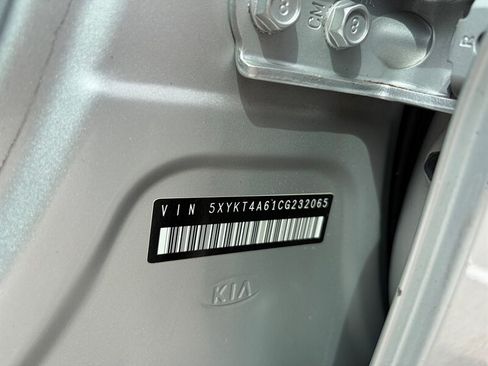 Used 2012 Kia Sorento LX w/ Convenience Pkg FWD image 29