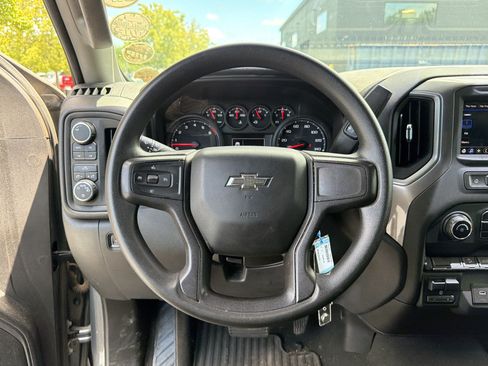 Used 2021 Chevrolet Silverado 1500 Custom Trail Boss AWD/4WD image 16