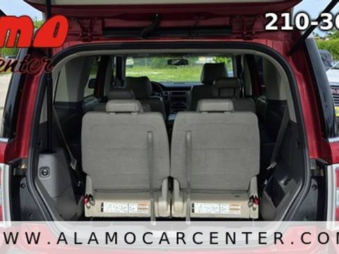 Used 2011 Ford Flex SEL w/ Rapid Spec Order Code FWD image 28