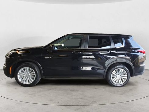 Used 2025 Mitsubishi Outlander ES AWD/4WD image 8