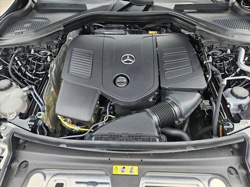 Certified 2026 Mercedes-Benz GLC 300 image 23