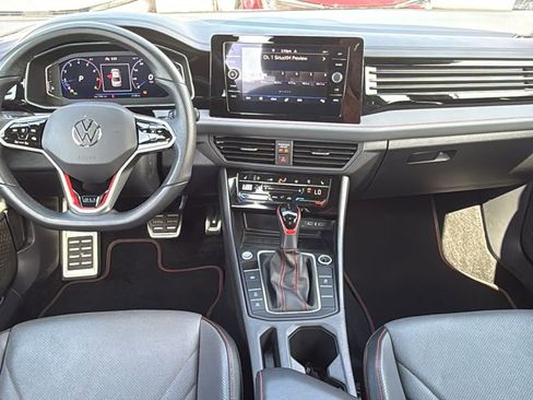 Used 2025 Volkswagen Jetta GLI Autobahn image 18