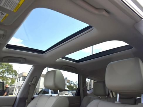 Used 2012 Nissan Murano LE w/ Platinum Pkg image 31