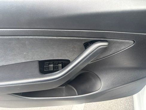 Used 2020 Tesla Model 3 RWD image 11