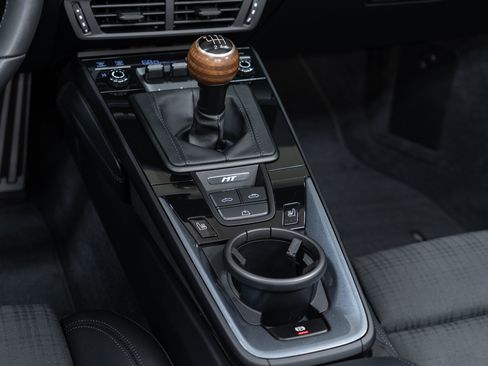 Certified 2026 Porsche 911 Carrera T RWD image 29