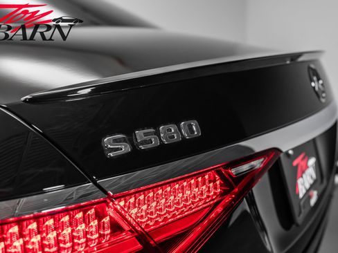 Used 2022 Mercedes-Benz S 580 4MATIC Sedan image 14
