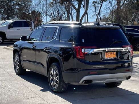 Used 2023 GMC Acadia SLT image 4