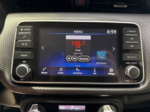 Used 2019 Nissan Kicks SV image 14