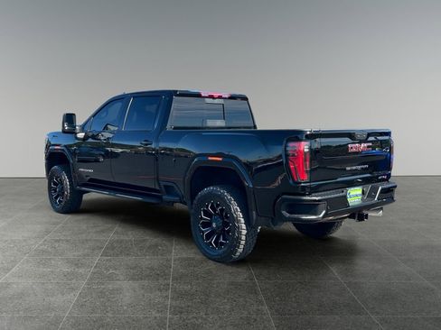 Used 2025 GMC Sierra 2500 AT4 w/ AT4 Premium Plus Package AWD/4WD image 5
