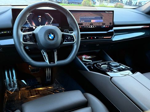 Certified 2024 BMW 530i w/ M Sport Package image 30