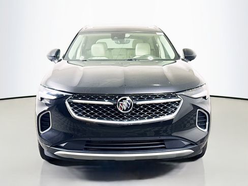 Used 2023 Buick Envision Avenir FWD image 2