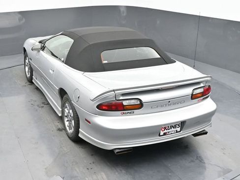 Used 2002 Chevrolet Camaro Z28 w/ Sport Appearance Pkg RWD image 38